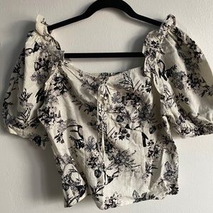 Cute White and Black Flower Top